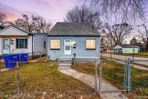 8119 Rivard Ave, Warren, MI 48089