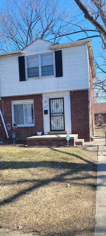 15774 Meyers Rd, Detroit, MI 48227