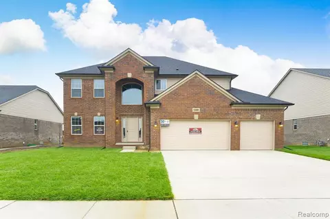 53889 Andrew Dr, New Baltimore, MI 48051