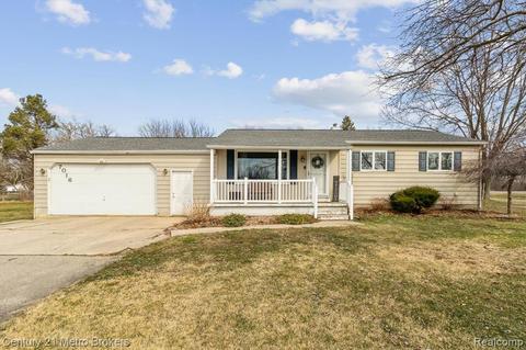 7016 Randee St, Flushing, MI 48433 photo 1
