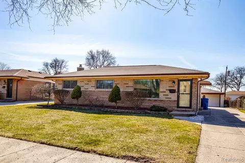 32845 Wareham, Warren, MI 48092 photo 1