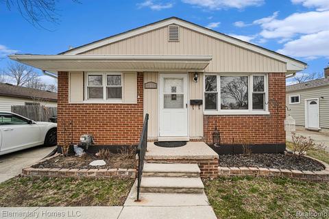 22019 Dorion St, Saint Clair Shores, MI 48082