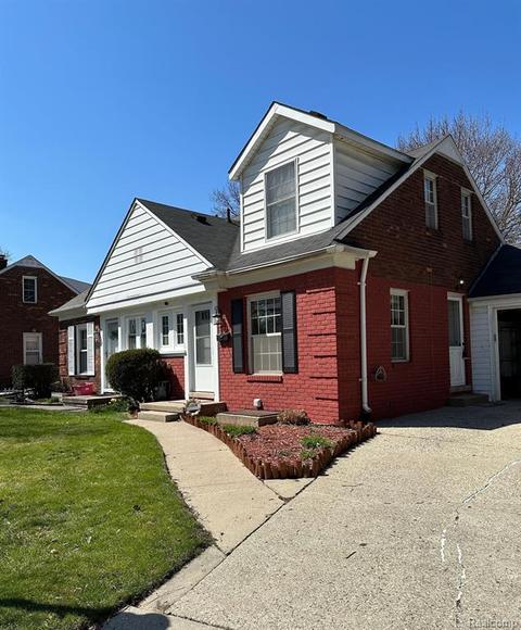7 Abbott Ln, Dearborn, MI 48120 photo 1