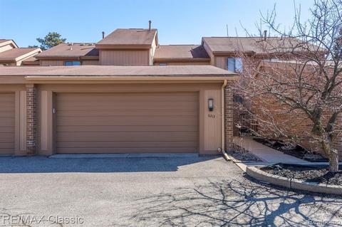 6213 Andrea Ln, West Bloomfield, MI 48322