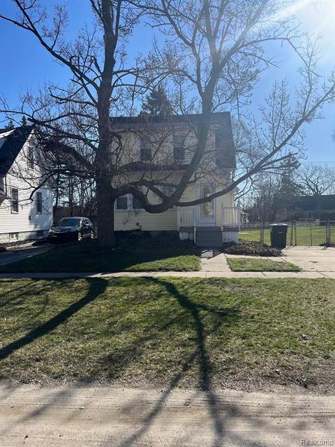 6306 Arthur St, Westland, MI 48185