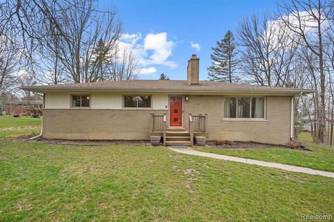 1255 Gettysburg, Rochester Hills, MI 48306