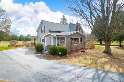 2590 Reed Rd, Lapeer, MI 48446