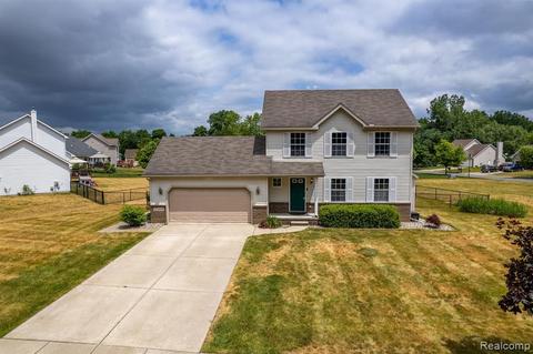 209 Glenwood Cir, Manchester, MI 48158