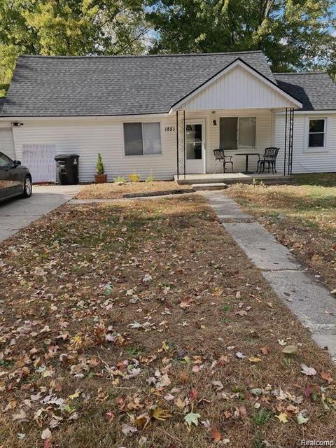 1851 N Newburgh Rd, Westland, MI 48185