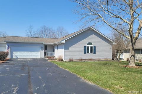 11700 W Hawthorne Glen Dr NW, Grand Blanc, MI 48439