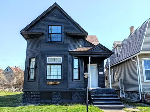 2802 Vinewood St, Detroit, MI 48216