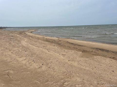 000 Port Austin Rd, Caseville, MI 48725