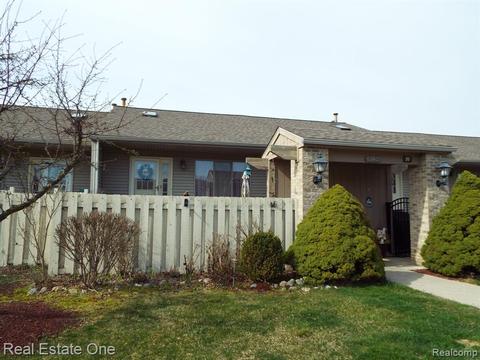 62402 Raleigh Ct #3, South Lyon, MI 48178