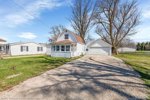 35 S Jackson St, Sandusky, MI 48471