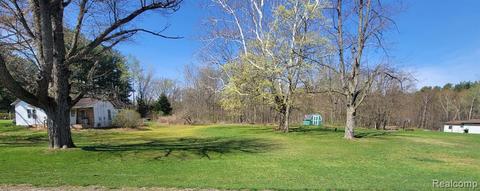 12620 Nichols Rd, Taymouth, MI 48415