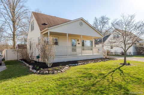 31765 Bock St, Garden City, MI 48135