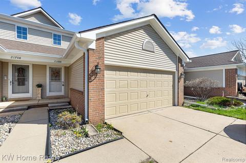 21688 Washington Dr #78, Brownstown, MI 48193