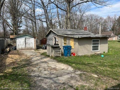 1105 Ashley St, Beaverton, MI 48612
