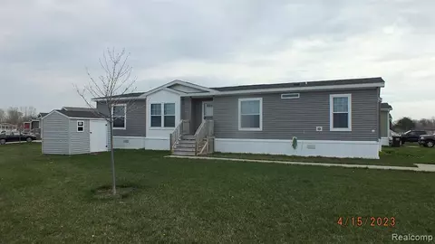 1101 Henri, Newport, MI 48166
