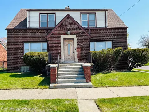 17186 James Couzens Fwy, Detroit, MI 48235