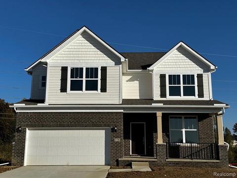 2805 Trillium Hills Dr, Commerce Twp, MI 48382