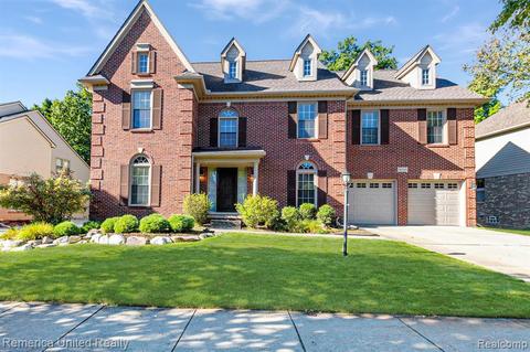 41515 Burroughs Ave, Novi, MI 48377