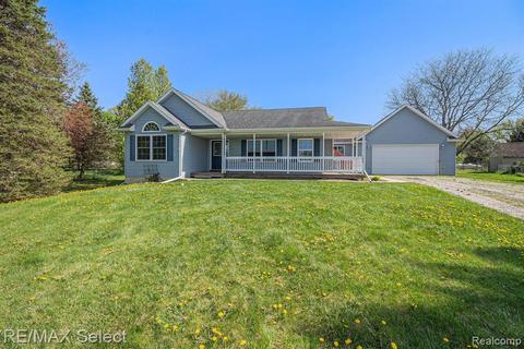 1657 Layton Rd, Fowlerville, MI 48836