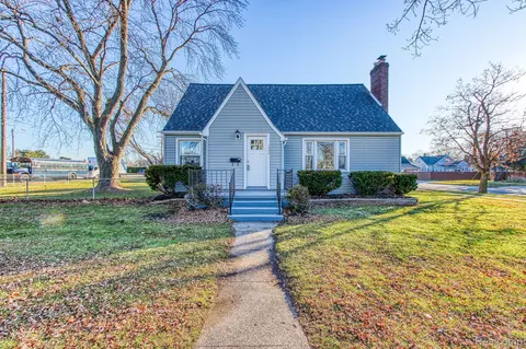 1230 22nd St, Port Huron, MI 48060