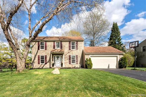 29482 Hampton, New Hudson, MI 48165