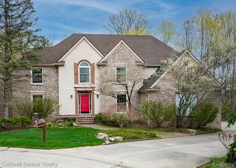 27914 Trailwood, Farmington Hills, MI 48331