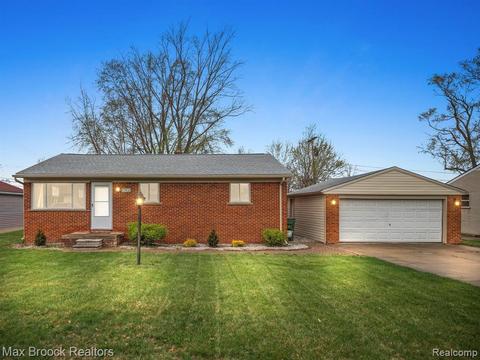5635 Patricia Ave, Utica, MI 48317