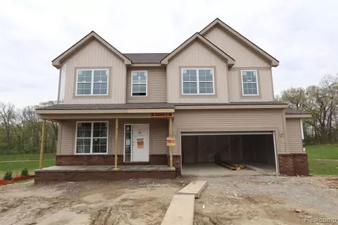 9660 Kylie Dr, Brighton, MI 48116