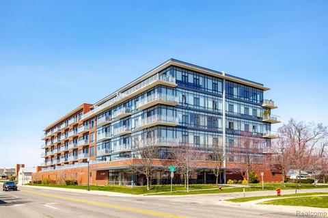 101 Curry Ave #516, Royal Oak, MI 48067