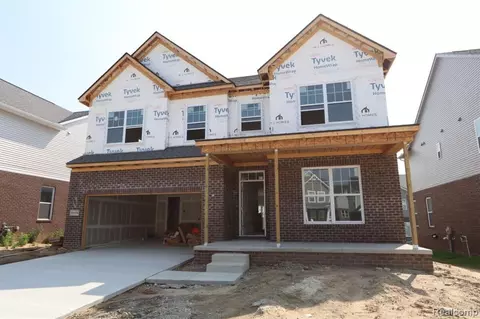 59588 Cranberry Dr, Washington, MI 48094