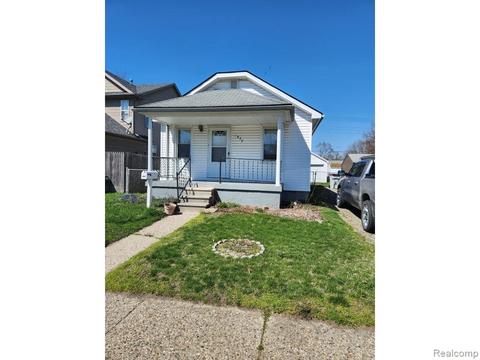 1635 E Madge Ave, Hazel Park, MI 48030