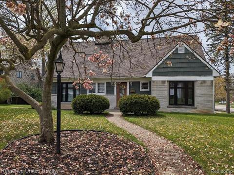 1404 Shipman Blvd, Birmingham, MI 48009