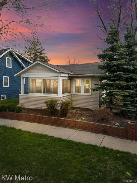 462 E Troy St, Ferndale, MI 48220