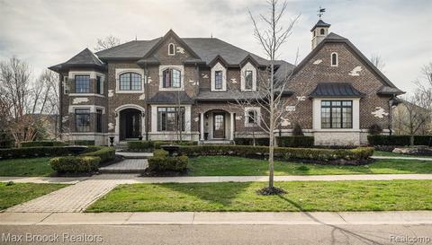 41570 Carmela Ct, Northville, MI 48167