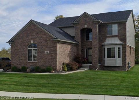 49048 Appaloosa Dr, Macomb, MI 48042