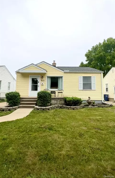 1732 Progress Ave, Lincoln Park, MI 48146
