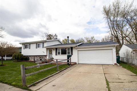 645 Van Buren Ave, Mount Morris, MI 48458 photo 1
