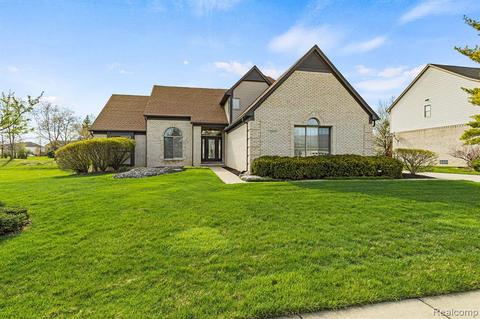 7029 Poppleton Rd, Canton, MI 48187