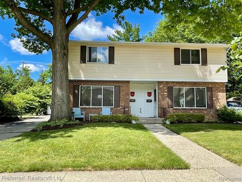 250-280 1st St, Northville, MI 48167