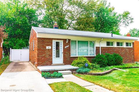 21921 Whitmore St, Oak Park, MI 48237