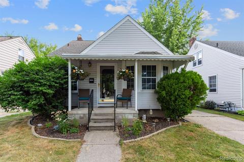 2098 Brys Dr, Grosse Pointe Woods, MI 48236