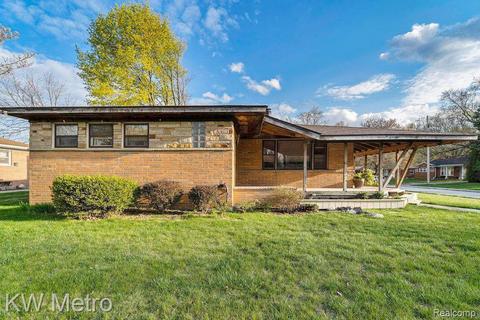 24735 Lyndon, Redford, MI 48239