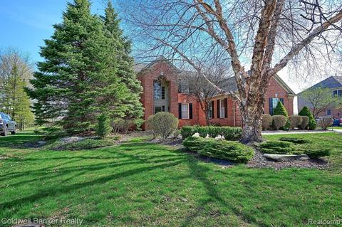 1510 Delancy Cir, Canton, MI 48188