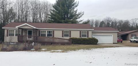 8712 N Higgins Lake Dr, Roscommon, MI 48653