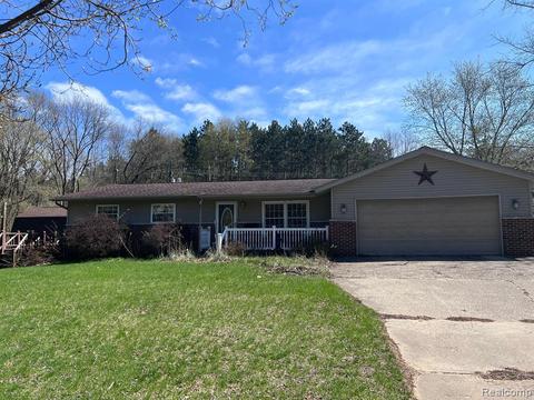 4020 Marathon Rd, Columbiaville, MI 48421