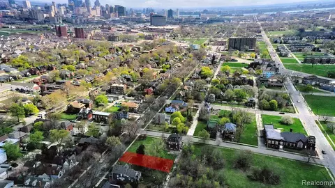 4525 Avery St, Detroit, MI 48208